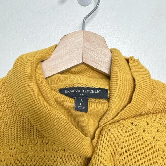 Banana Republic Womens Small  Pointelle Micro-Knit Turtleneck Sweater - Picture 12 of 16